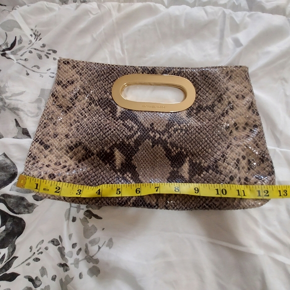 Michael Kors snake print clutch - Picture 6 of 6